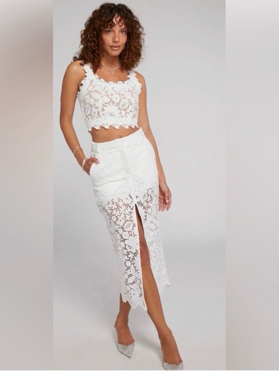 Generation Love Dresses & Skirts - NWT Generation Love White Lace Midi Skirt with Front Slit